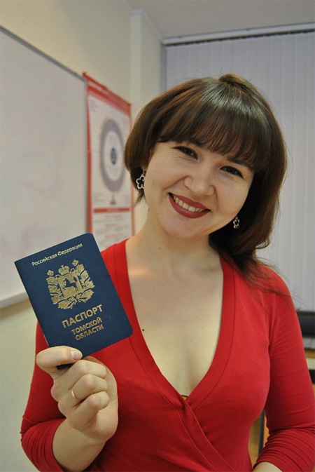 Doc22.ru Cоучредителю барнаульского учебно-консультационного центра «Альфа» Ирине Годзелих тоде выдали томский паспорт