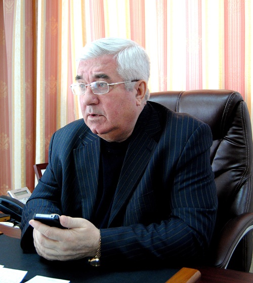 Михаил Фокин недоволен условиями аукциона в Барнауле. 