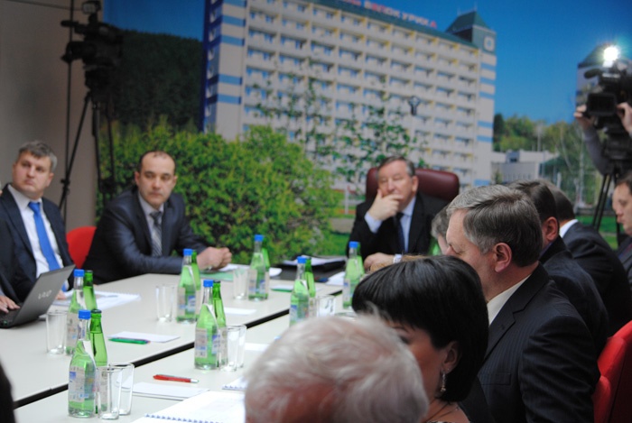 Накануне инвестор – ЗАО «Курорт «Белокуриха» провел презентацию проекта, в которой принял участие и губернатор Алтайского края Александр Карлин.
