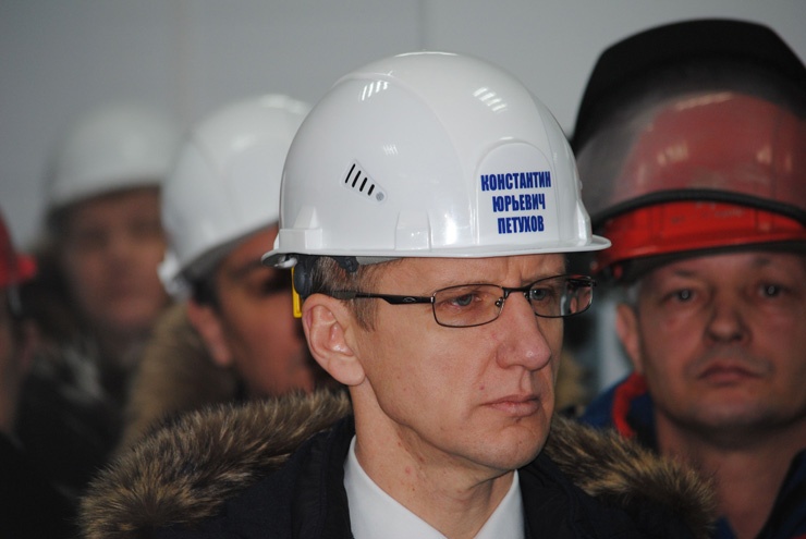 Константин Петухов заявил, что пятая часть всех инвестиций «МРСК Сибири» в 2014 году будет направлена в Алтайский край. 