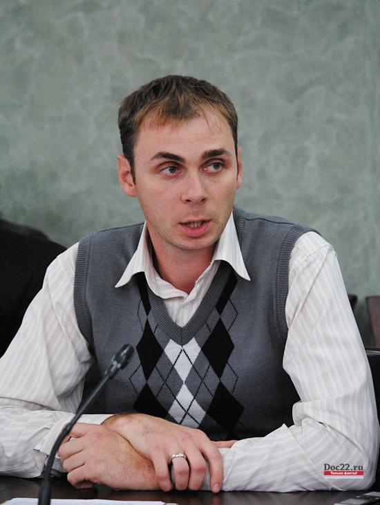 Doc22.ru Илья Дудин убежден, что спасти кабаргу может ужесточение санкций против скупщиков мускуса. 