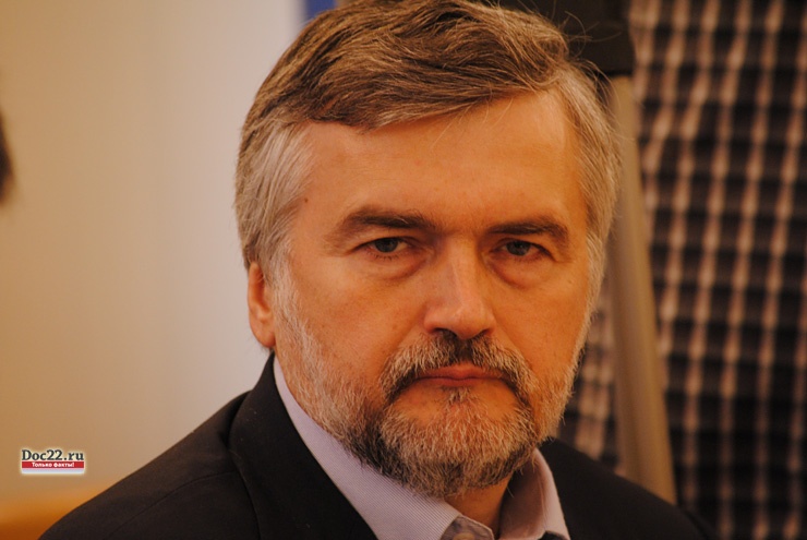 Doc22.ru Андрей Клепач считает возможным банковские инвестиции ВЭБ в алтайские проекты. 