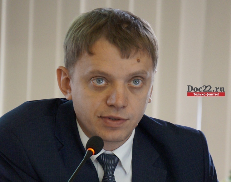 Doc22.ru Николай Чиняков отмечает в экономике региона  стабильную ситуацию.