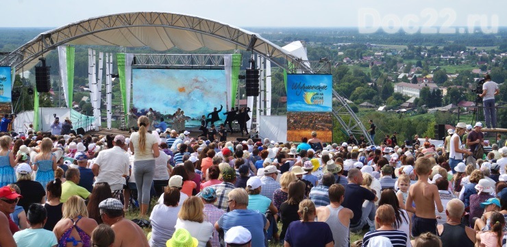 Doc22.ru Шукшинские дни на Алтае ежегодно собирают тысячи туристов со всей страны.