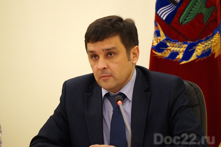 Doc22.ru Дмитрий Коровин: В 2017 году на развитие инфраструктуры железнодорожного транспорта в Алтайском крае РЖД инвестировала более 1,8 млрд рублей.