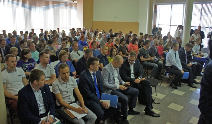Doc22.ru Семинар собрал более 200 предпринимателей Алтайского края. Фото Алтайский фонд МСП