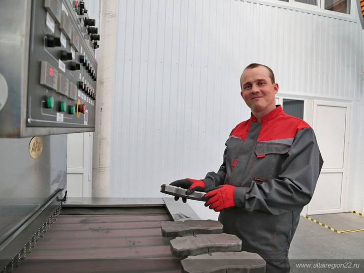Doc22.ru Барнаульский завод АТИ с 2016 года осуществляет программу модернизации производства. Фото пресс-службы Правительства Алтайского края