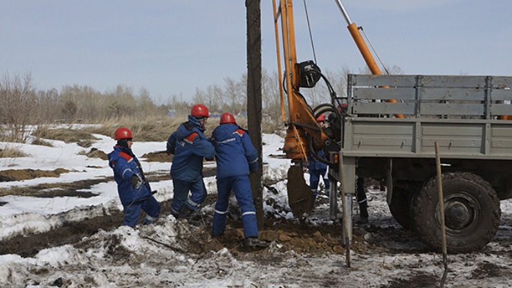 Doc22.ru За последние 6 лет в Алтайском крае построено около 1700 километров новых линий электропередачи. Фото филиала ПАО «МРСК Сибири» - «Алтайэнерго»