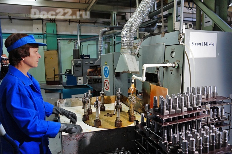 Doc22.ru До 90% оборудования АЗПИ создано или модернизировано специалистами завода.